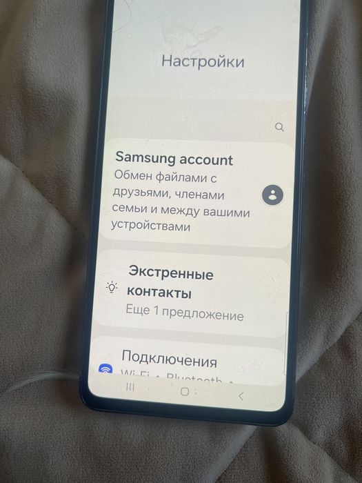 Продам срочно телефон