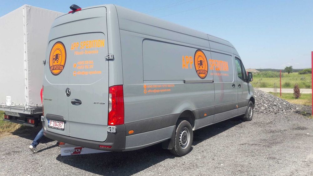 Colantari auto. Montaj si grafica incluse in pret.