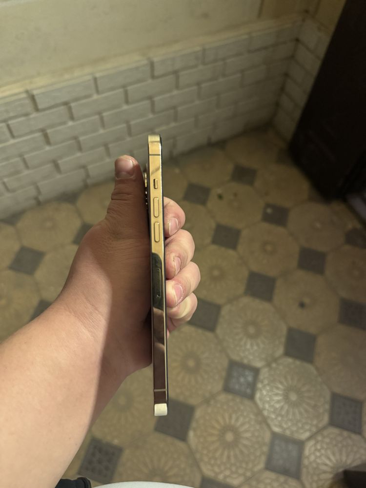 IPhone 12 pro max с гарантией