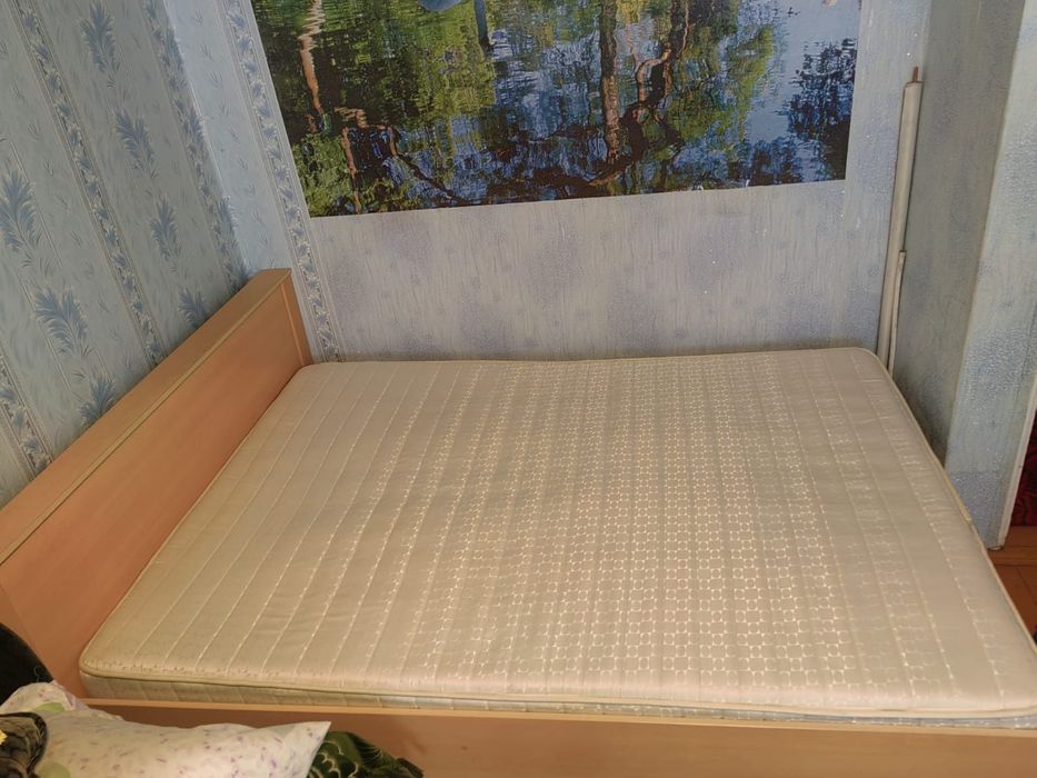 Кровать двухспальная