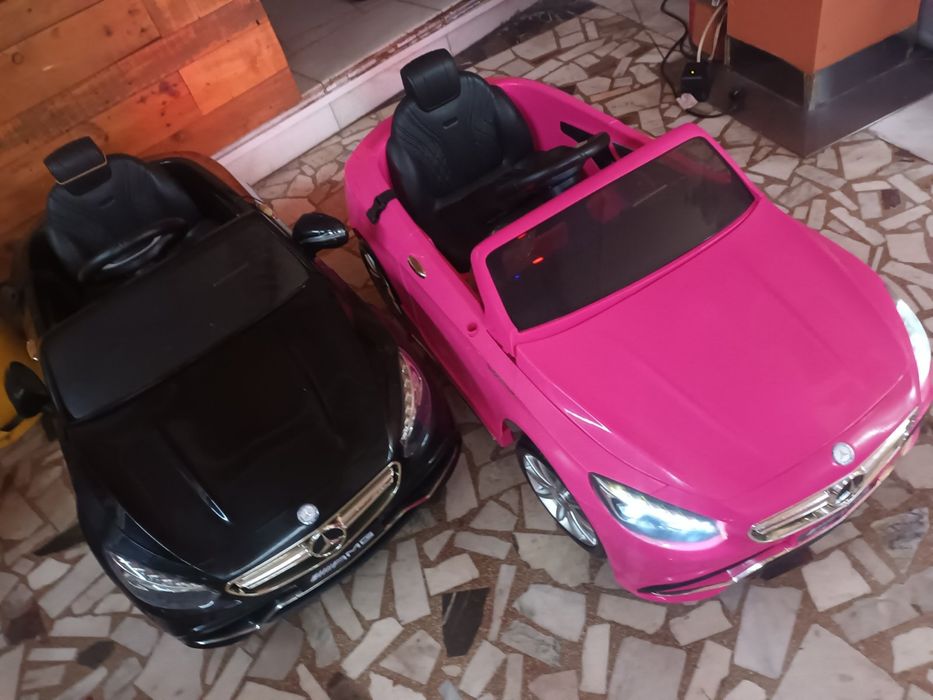 Електрически колички с дистанционно.