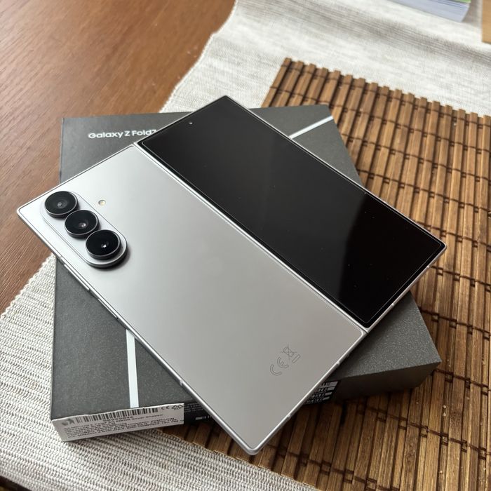Samsung Galaxy Z Fold 7, 256GB, Silver Shadow
