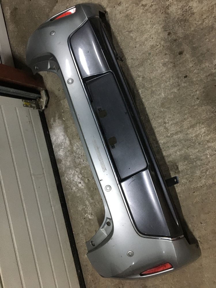 Bara Spate Toyota Auris Hatchback cu senzori parcare. 2013-2015