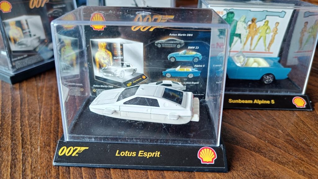 Shell Classic James Bond Diecast Cars / Шел коли Джеймс Бонд