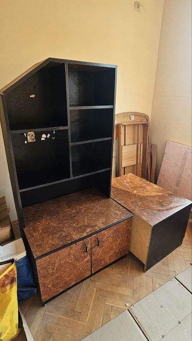 Секция, гардероб и шкаф