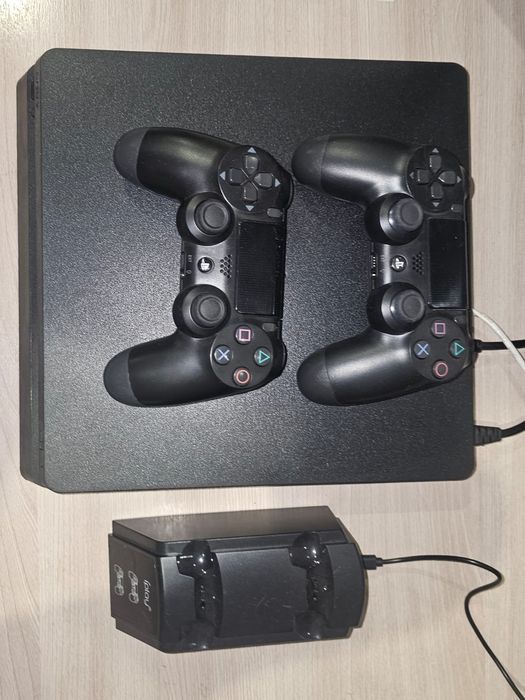 Sony playsyation 4 slim