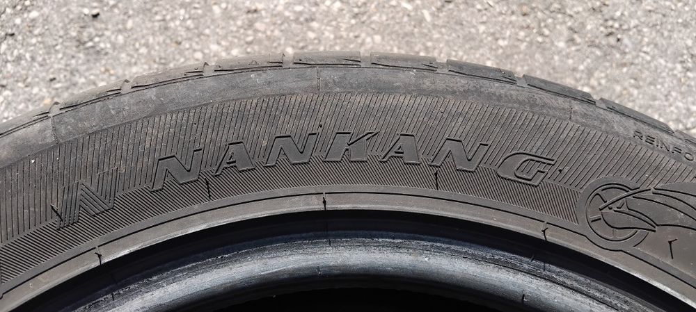 Гуми 205 60 16 Nankang 2 броя. Нов внос. Не са нови! Цената е за брой.