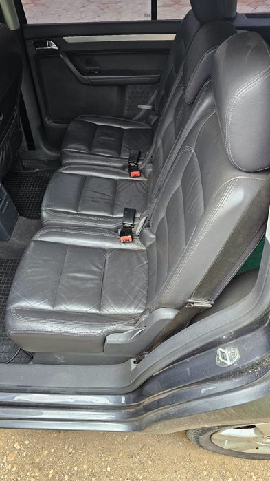 Volkswagen Touran automat