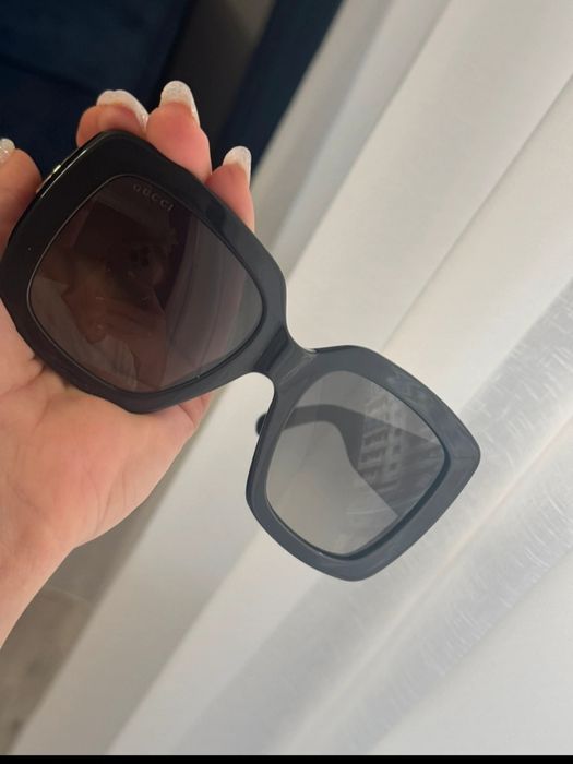 Gucci vând ochelari gucci