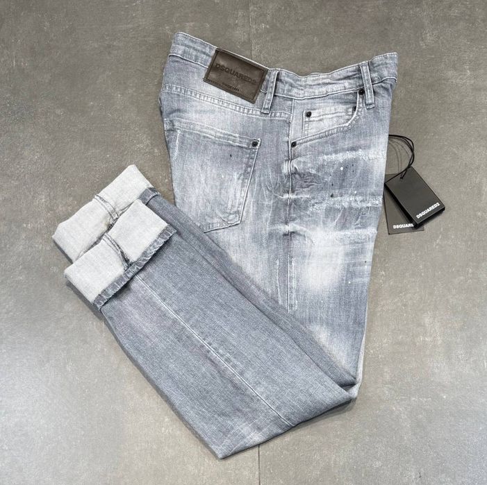 Най-висок клас мъжки дънки Dsquared