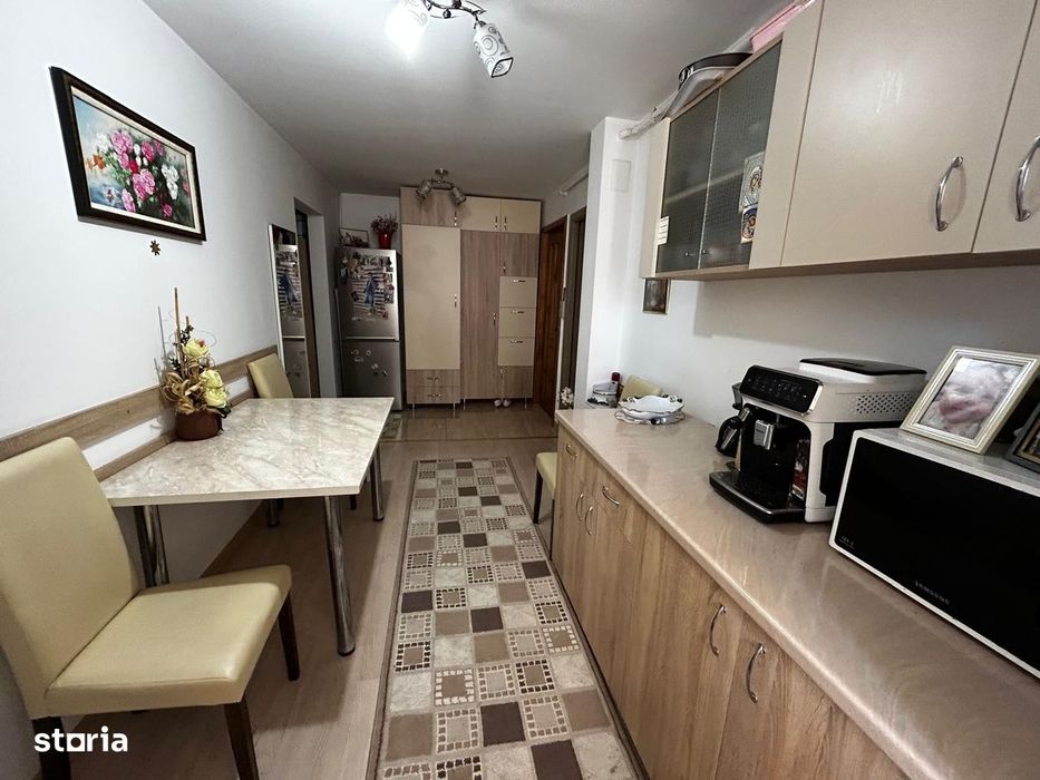 Apartament 3 camere - etajul 4 (bloc acoperit), STADION
