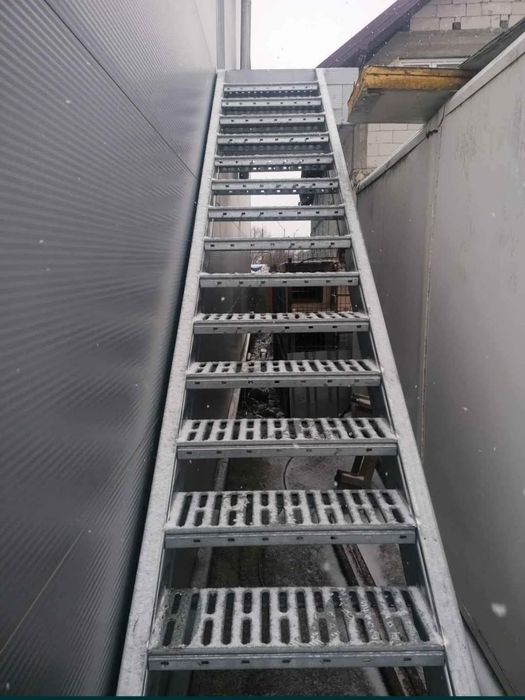 Scari metalice zincate