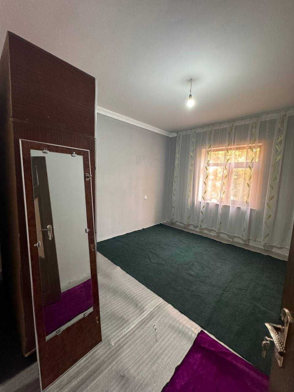 Dom 2 xonali 2- etaj o'rta qator dom sotiladi