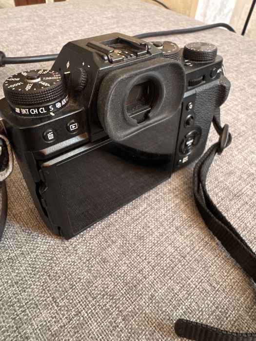 Fujifilm XT3 + XC 35mm f2 в идеальном состоянии