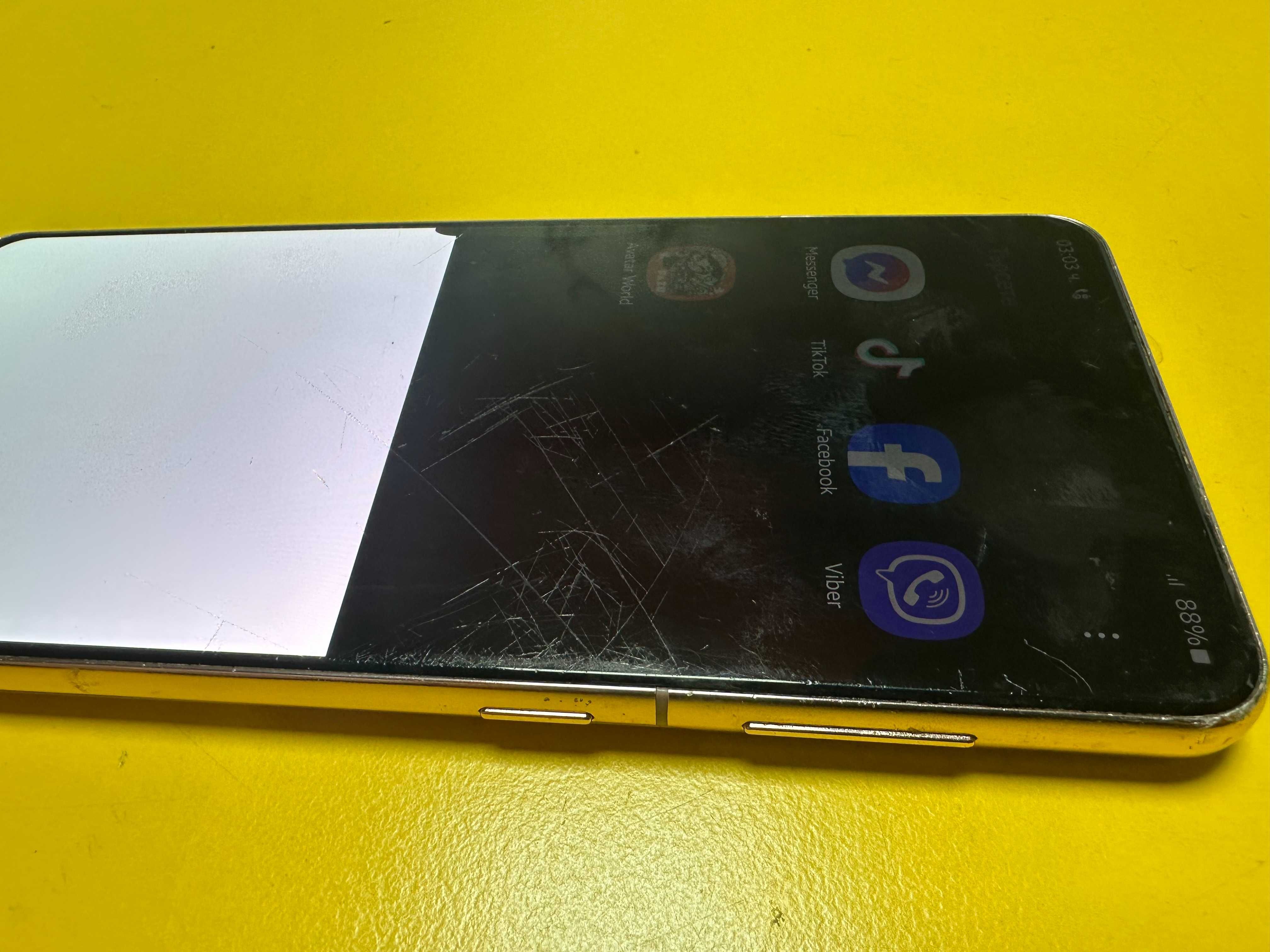 Samsung Galaxy S21  (G991)/за части/