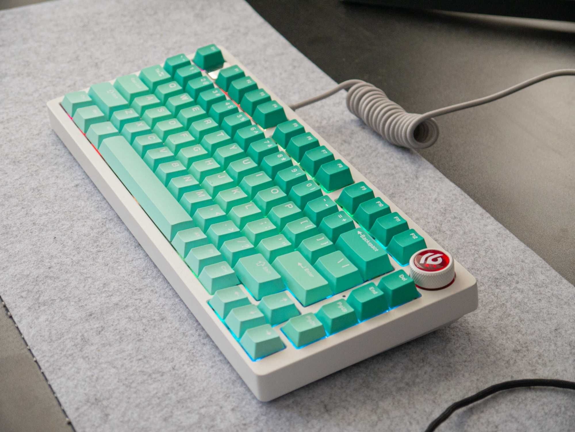 Tastatura Custom Leobog HI75 Switch lubrifiat tactil
