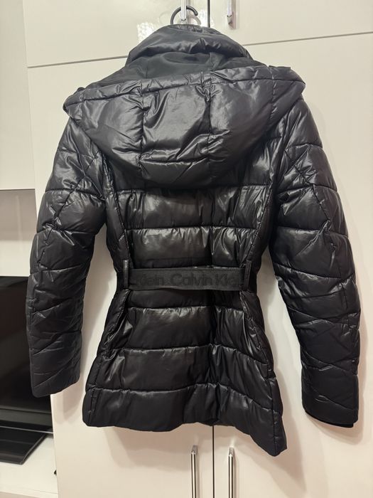 Дамско зимно яке Calvin Klein