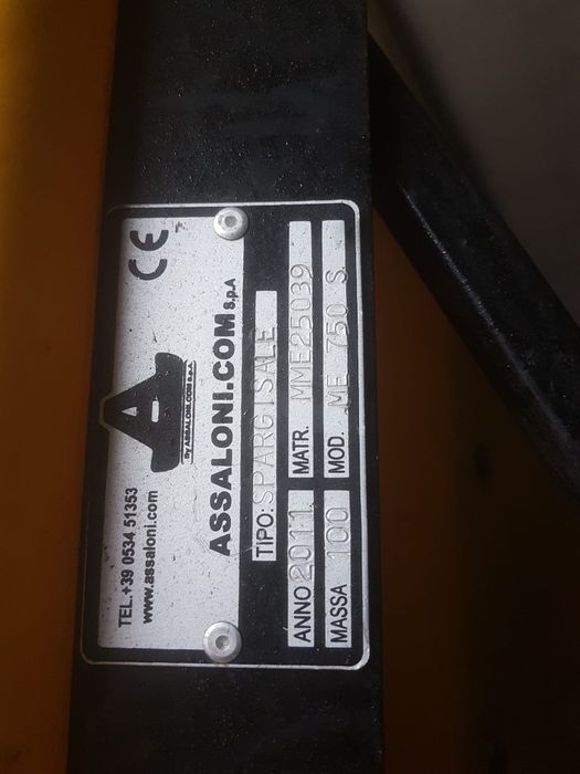 Accesorii dezapezire .Sararita pentru aplicare material antiderapant