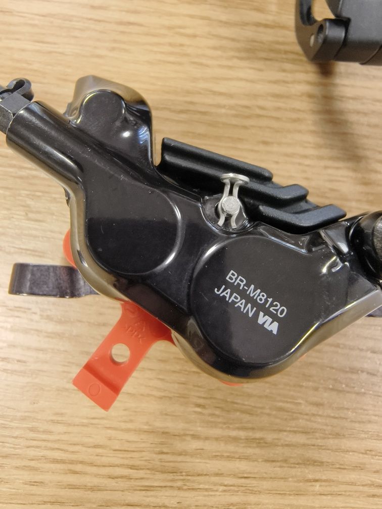 Нова предна спирачка Shimano Deore XT BR-M8120 четирибутална 850,1000