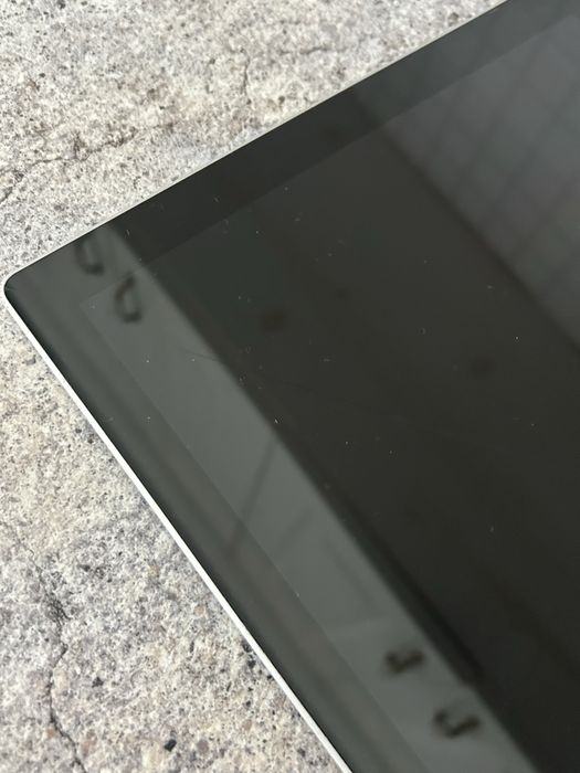 Tablet Microsoft Surface PRO 5 - 1807 - i5, 256 SSD, 8Gb Ram