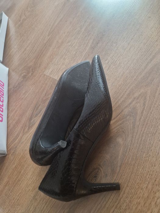 Официални обувки 37