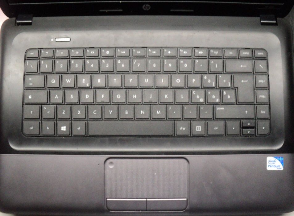 Dezmembrez Laptop HP 650 (placa defecta) Toate componentele de carcasa