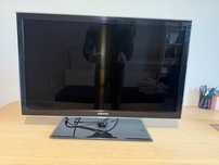 Продавам телевизор Samsung UE32D5000PW