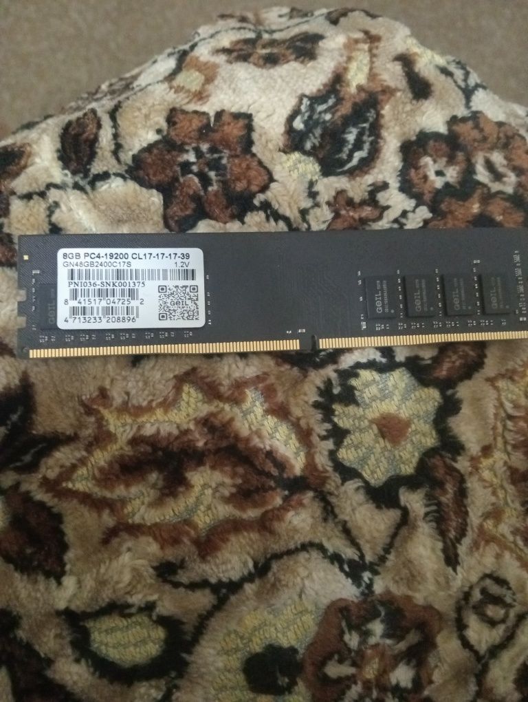Плашка на 8гб ddr4