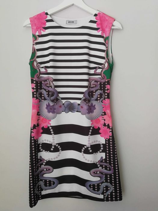 Дамска рокля без ръкави