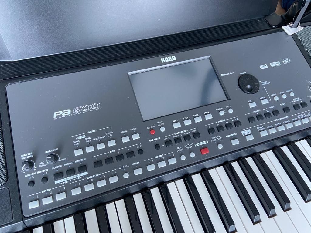 Срочно Корг па600 Korg pa600 Сатылады вариант бар