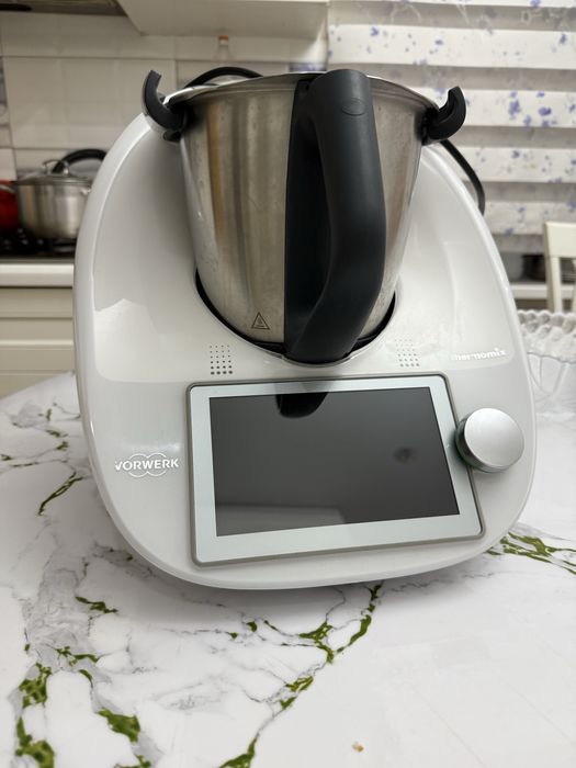 ТМ 6 со всеми насадками, в отличном состоянии.