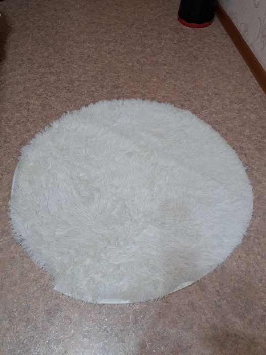 Коврик продам диаметр 1 метр