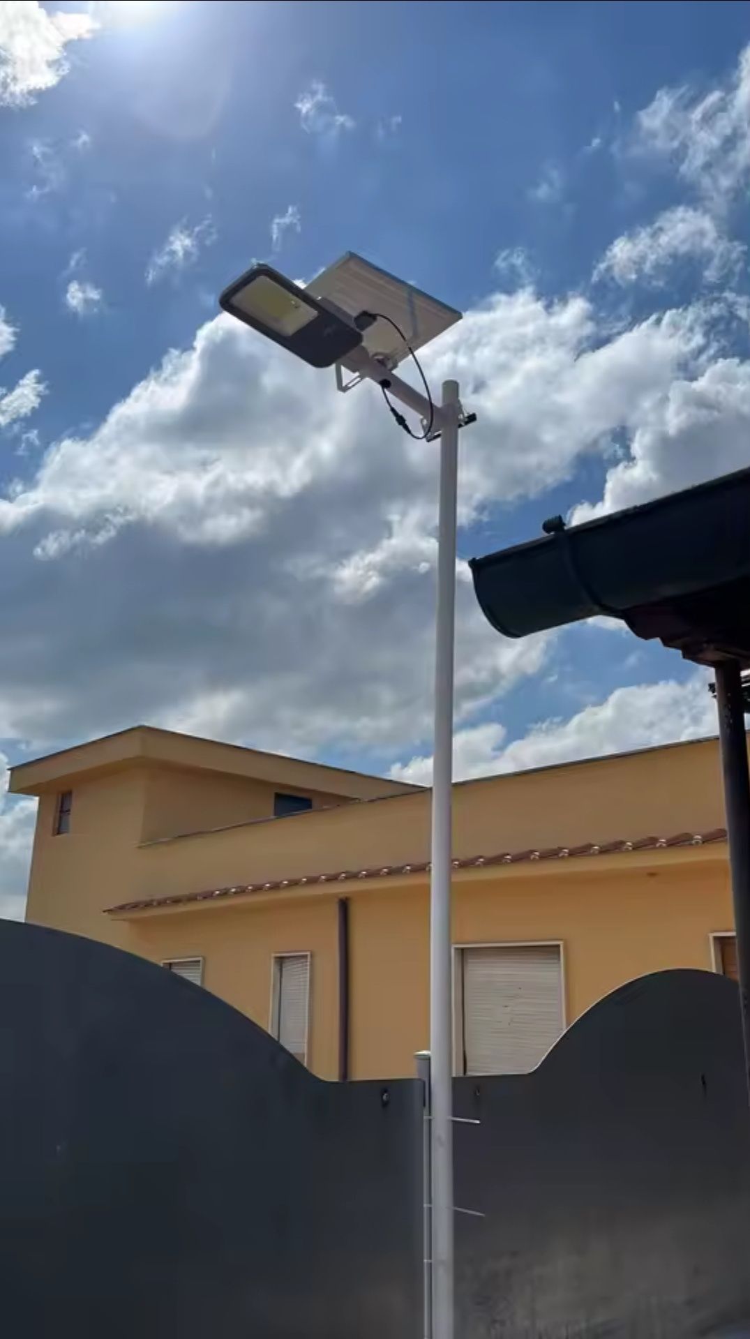 Lampa solara led