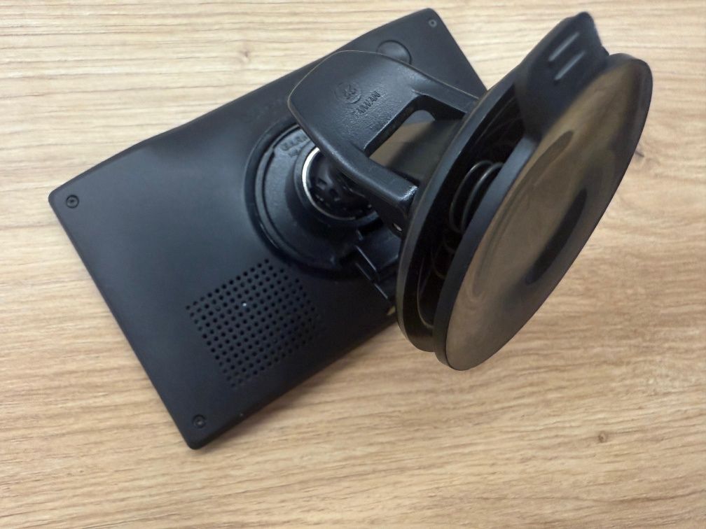 Vând GPS Garmin.