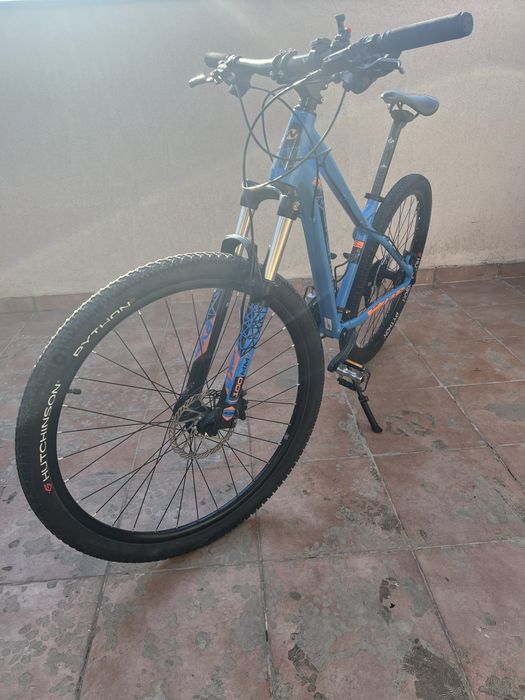 Vând bicicleta MTB Nakamura Summit 710