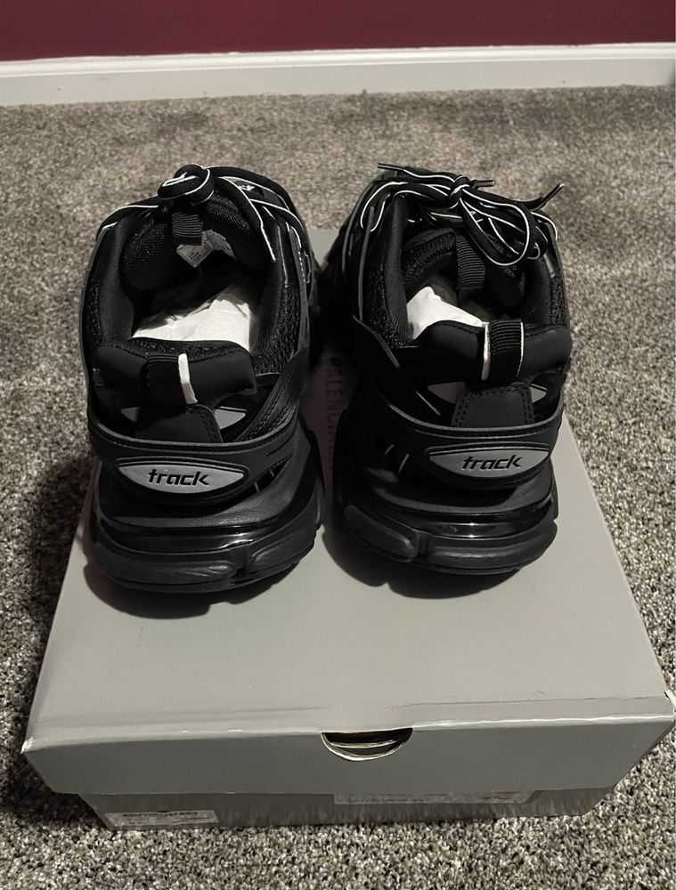 Balenciaga track черни