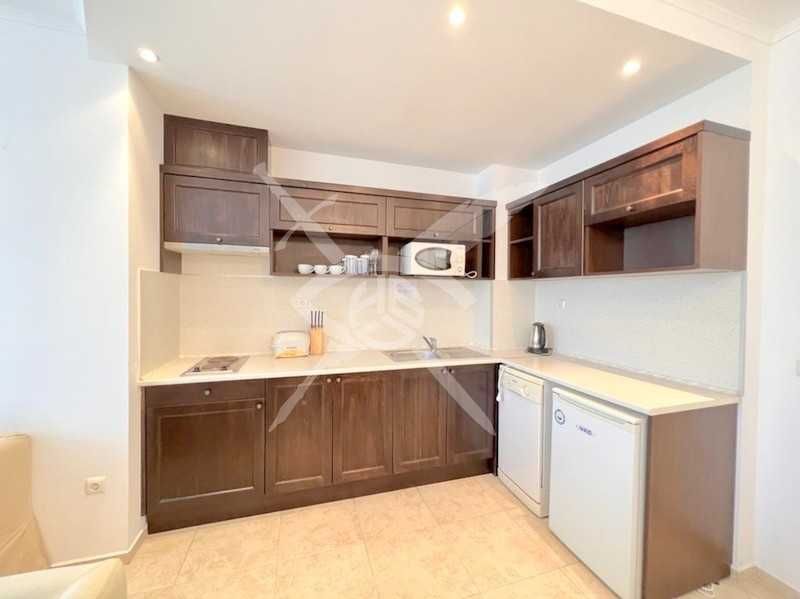 Продава се Тристаен апартамент в Обзор - 113 кв.м за 1005 €/кв.м - Снимка #2