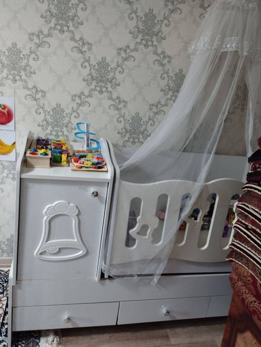 Детские кровати srochna sotiladi