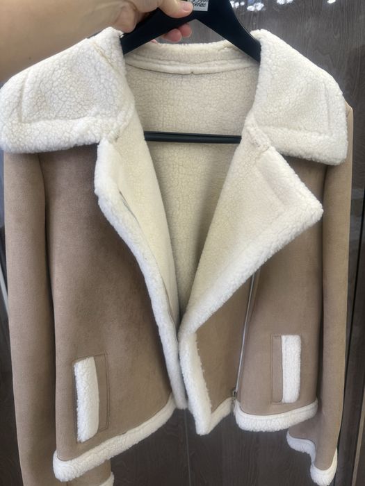 Дубленка новая бежевая
