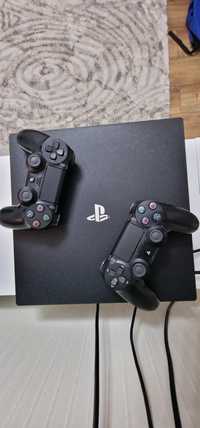 Sony PlayStation 4 PRO + 2 джойстика