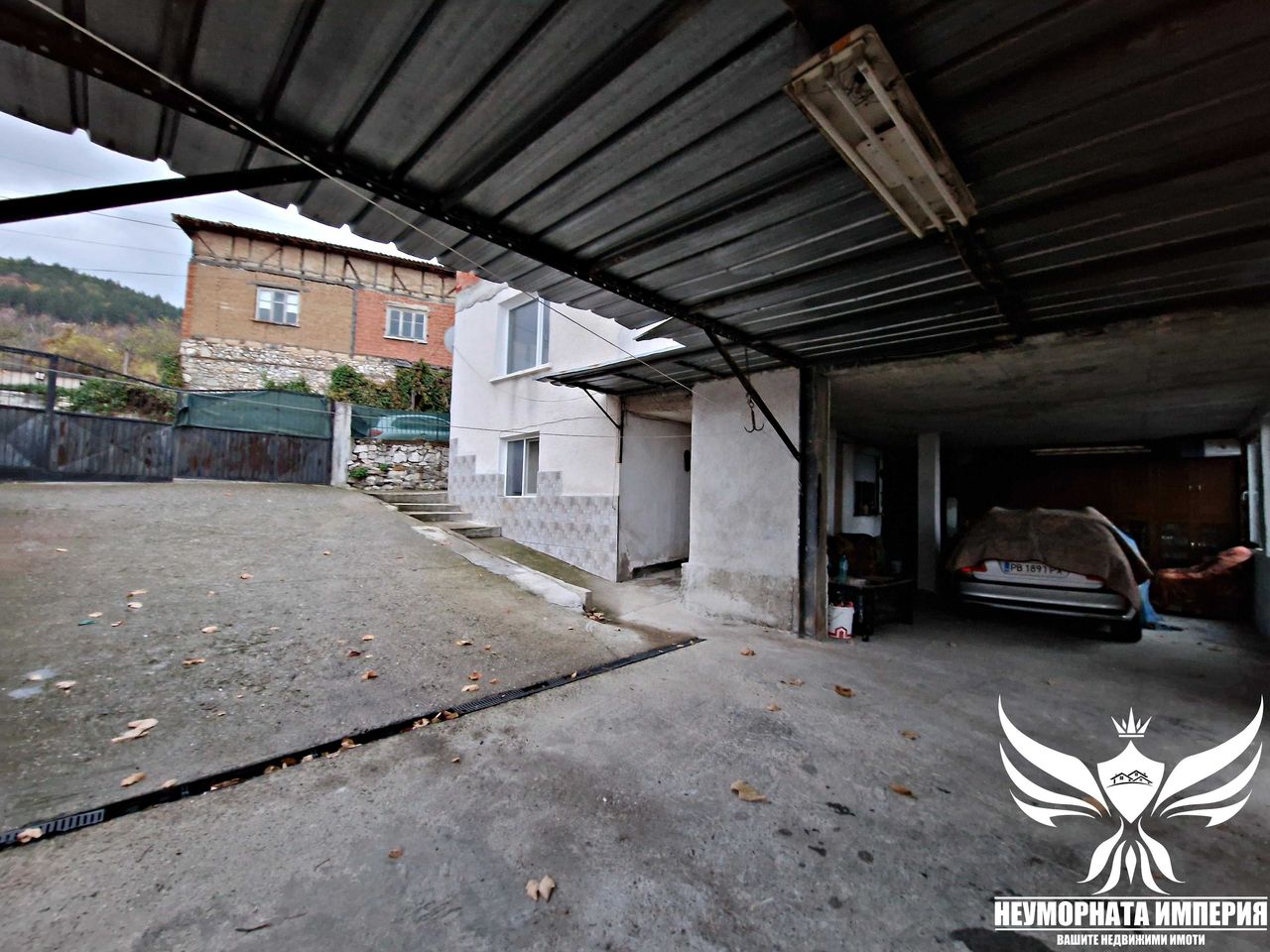Продава се Къща в Асеновград - 384 кв.м за 391 €/кв.м - Снимка #4
