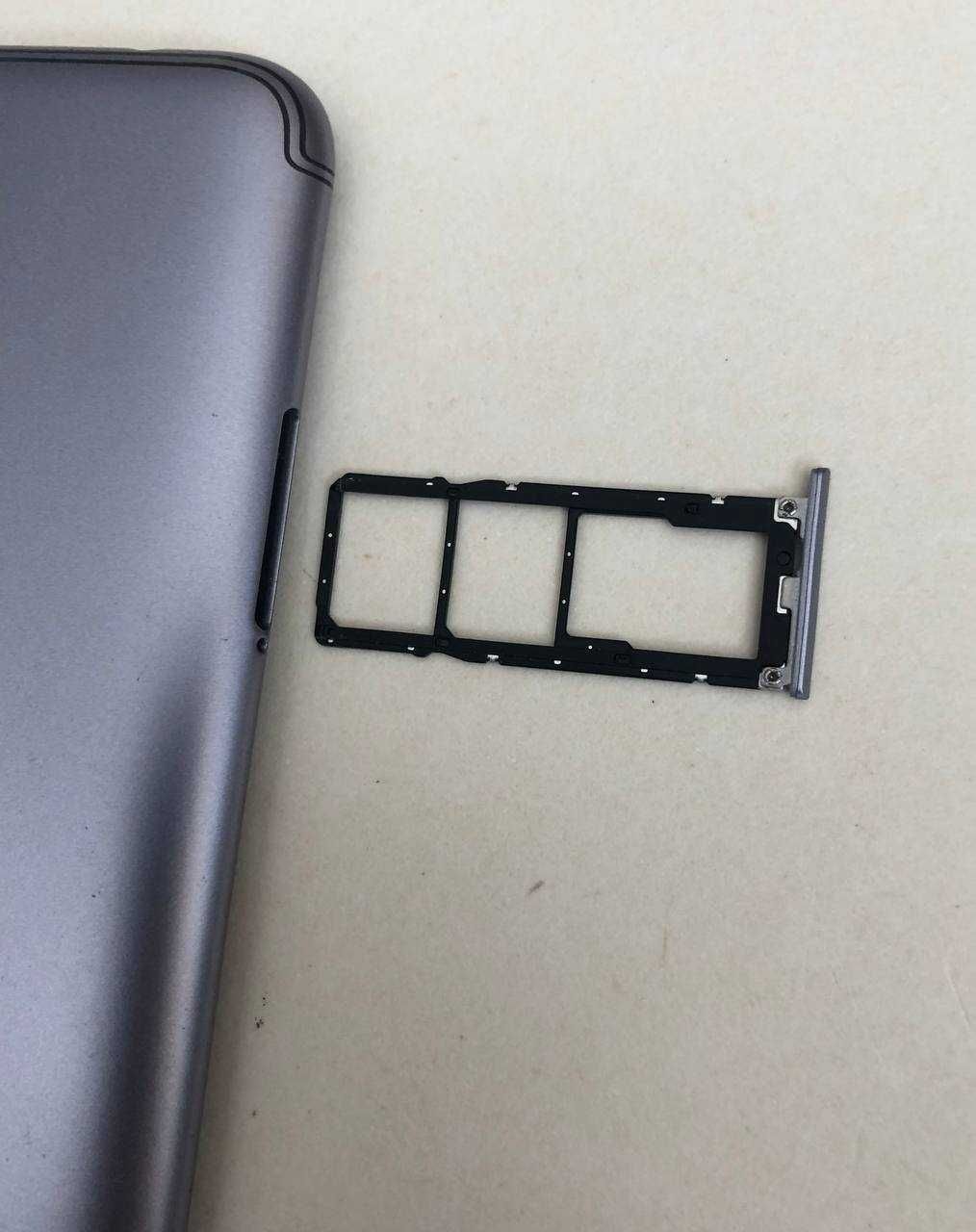 Телефон Xiaomi Redmi S2 (Redmi Y2).