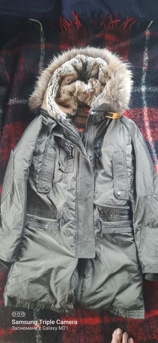 Parajumpers оригинално пухено дамско яке с естествена яка