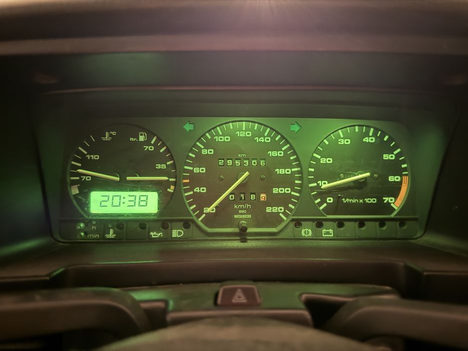 Приборная панель Пассат Б3