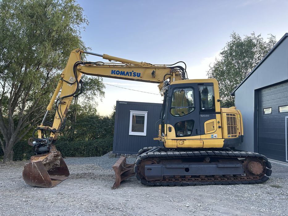 Excavator pe senile cu lama Komatsu PC138 US-8 7200h/Powertilt/Pads90%