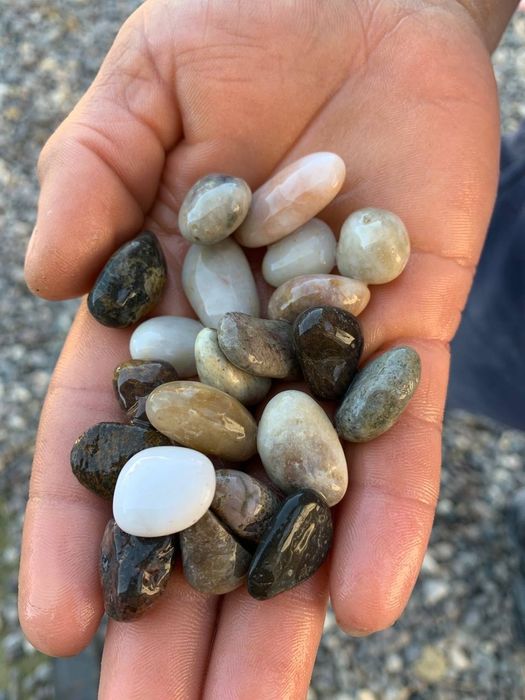 Галька камень кварцевый