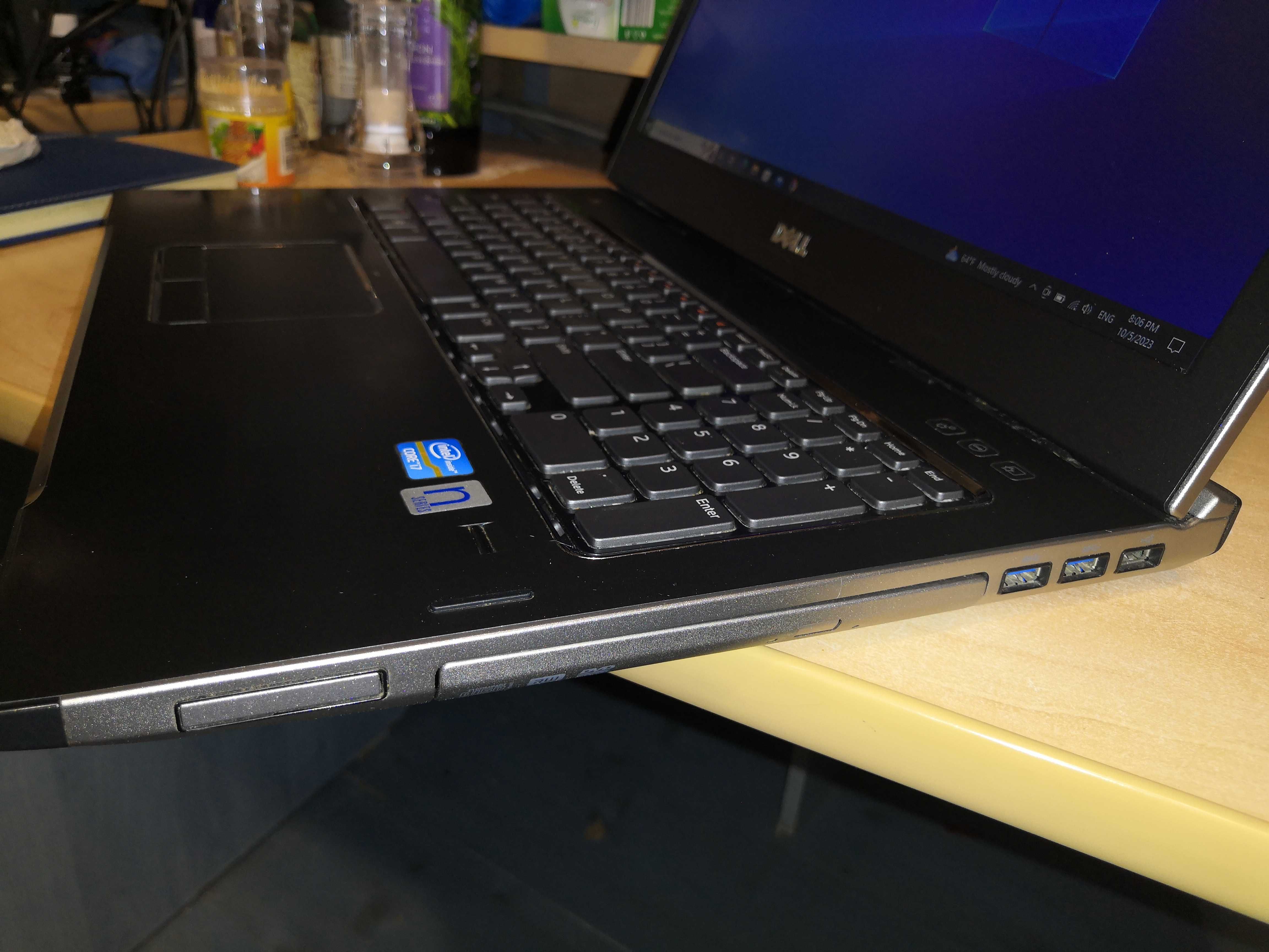 Ocazie, laptop business Dell Vostro I7, 17.3", 12 GB, SSD, ca nou.