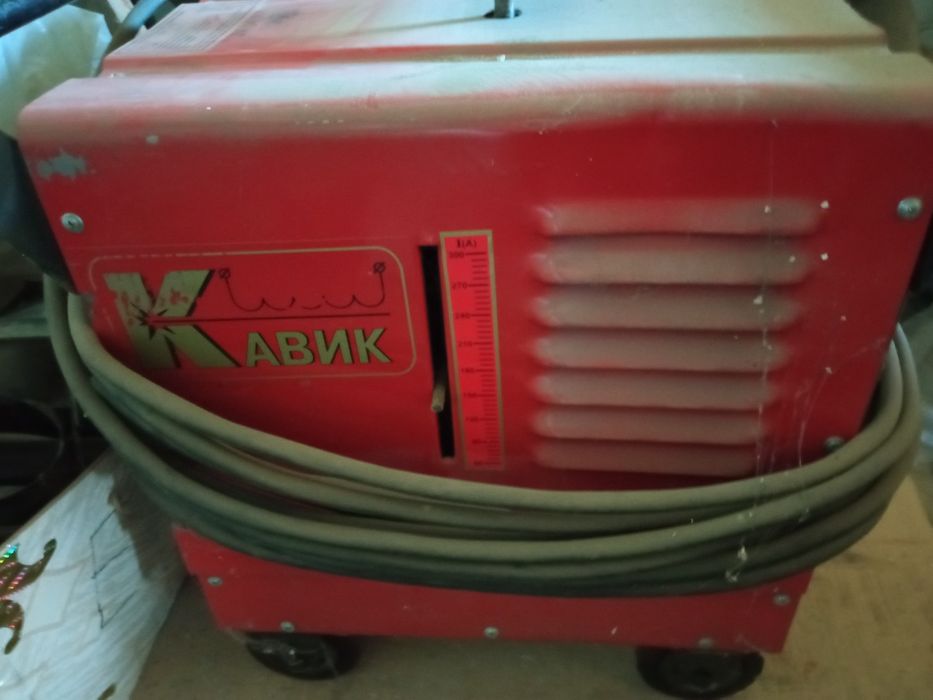 Продам сварочный аппарат тдм-303у2 состояние новое с кабелем