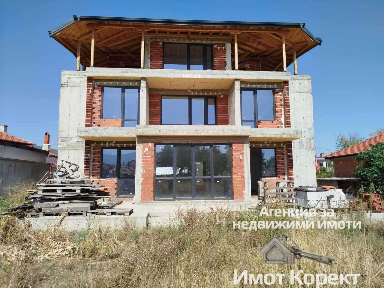 Продава се Къща в с. Червен, Област Пловдив - 426 кв.м за 468 €/кв.м - Снимка #21