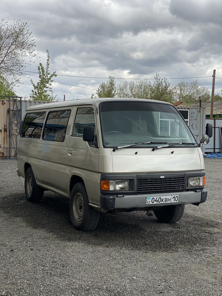 Nissan Caravan